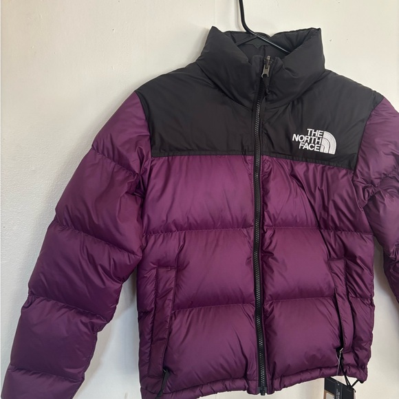 The North Face ‘96 Nuptse 700 Down Blackcurrant XS - Picture 6 of 10